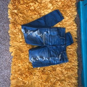 american eagle ripped jeans